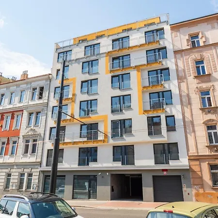 Brand New Two #64 In Elite Rezidence With Free Secure Parking * Prag